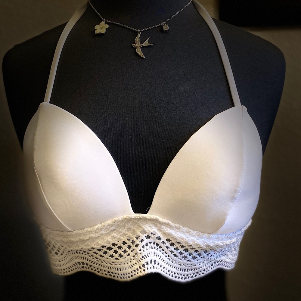 NWOT Crochet bikini white